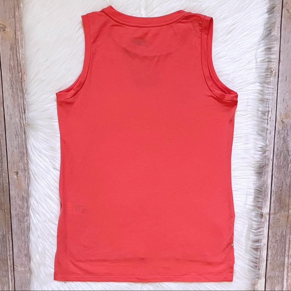 The North Face Women’s Workout Muscle Tank - Picture 3 of 6